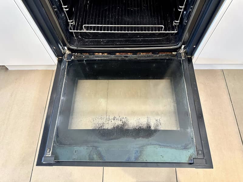 dirty oven glass