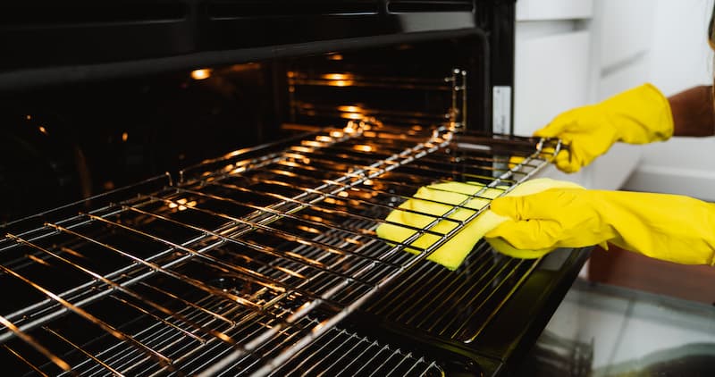 cleaning oven racks